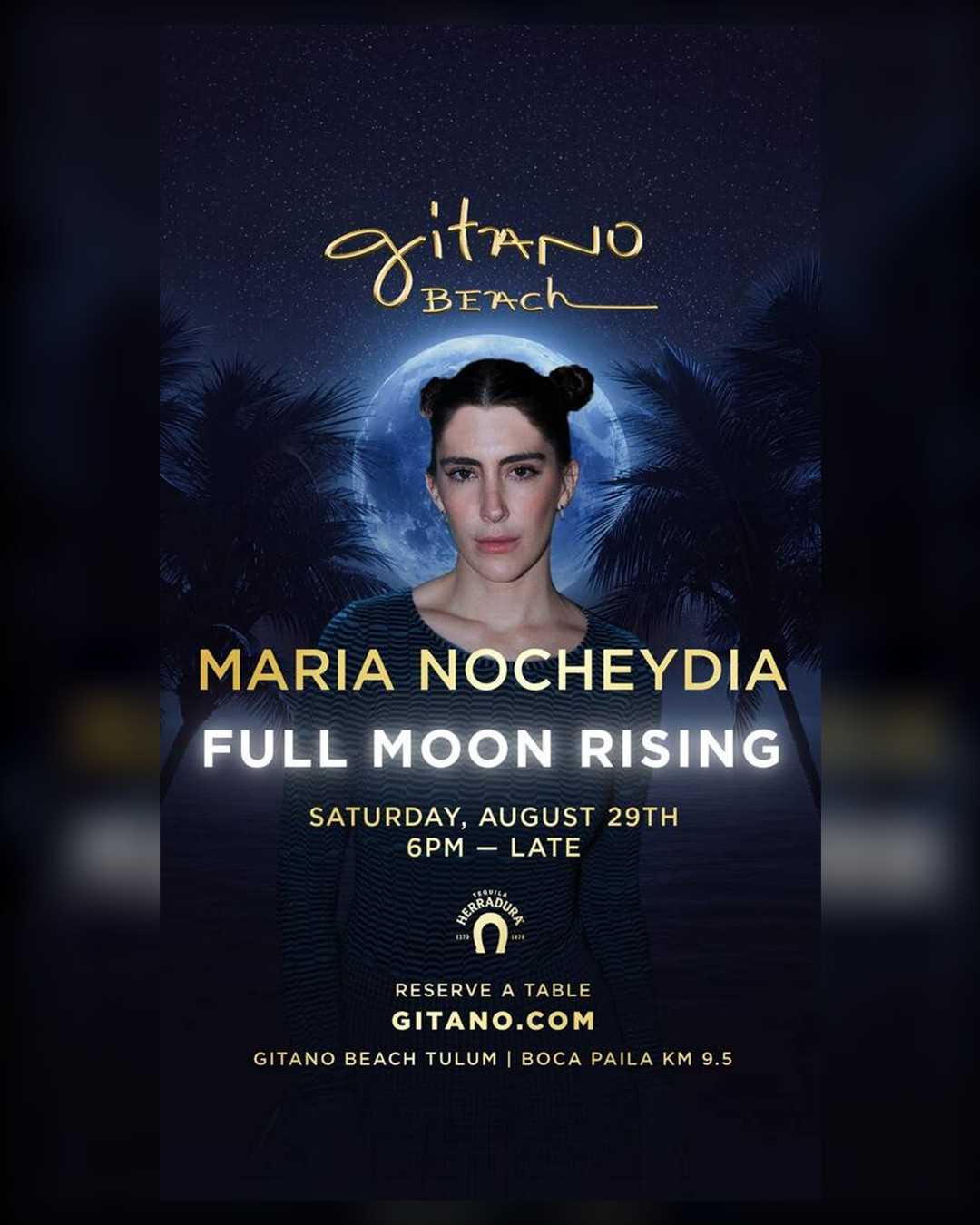 Full Moon Rising en Gitano Beach